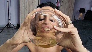PISS & ANAL TRAINING - REAL ANAL ORGASMS Vitoria Vonteese Piss in mouth & drinking, Chinese Balls in ass, passionate anal sex [WET] small screenshot