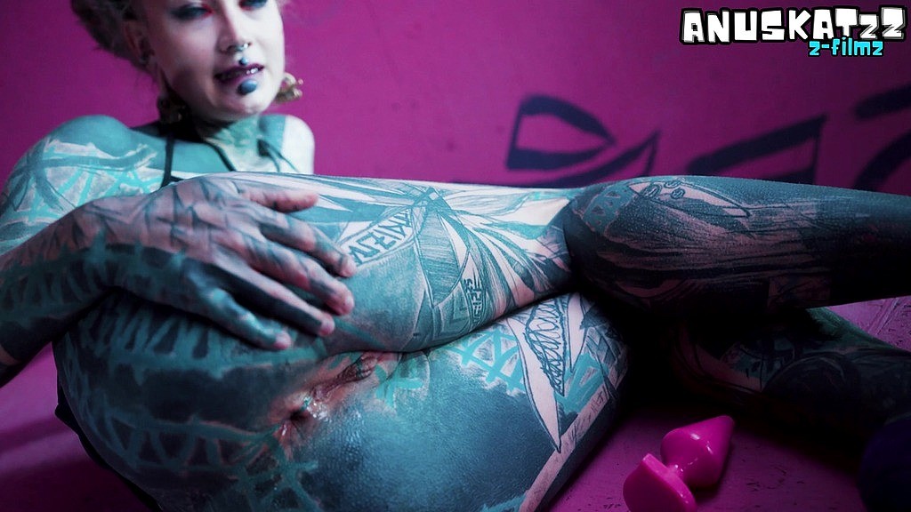 Download LegalPorno - Anuskatzz Studio - Solo Anal Fisting - Toys and Plugs for Tattoo Girl - Asshole Streching