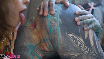 Alt-punk Teen Girls Share a Tattoo Cock small screenshot