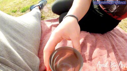 Vintage Moments, Drinking Pee on the Beach, Posts High Risk Over 5 Liters Of Pee!! Vol 2 small screenshot