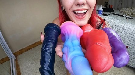 My Anal Ride, With My 4 Different Dildos, Which Do You Prefer, the Big One or the Huge One? small screenshot