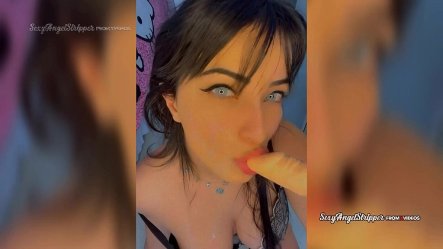 Roleplay Catching a Sexy Latina Watching Porn and Getting a Blowjob Anal Fisting small screenshot