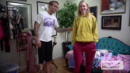 Bts - Skinny Slut Chloe Cherry Meets up With Bryan Gozzling for Extreme Sex! small screenshot