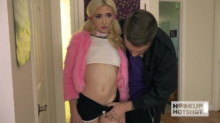 Jane Wilde Fills Her Mouth With a Cock and a Golden Shower! small screenshot